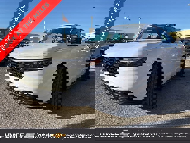 Used 2025 Honda Accord SE image 3