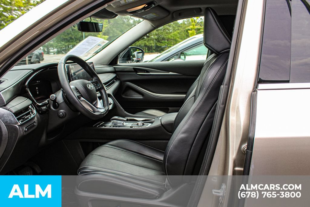 Used 2023 INFINITI QX60 Luxe w/ Cargo Package FWD image 16