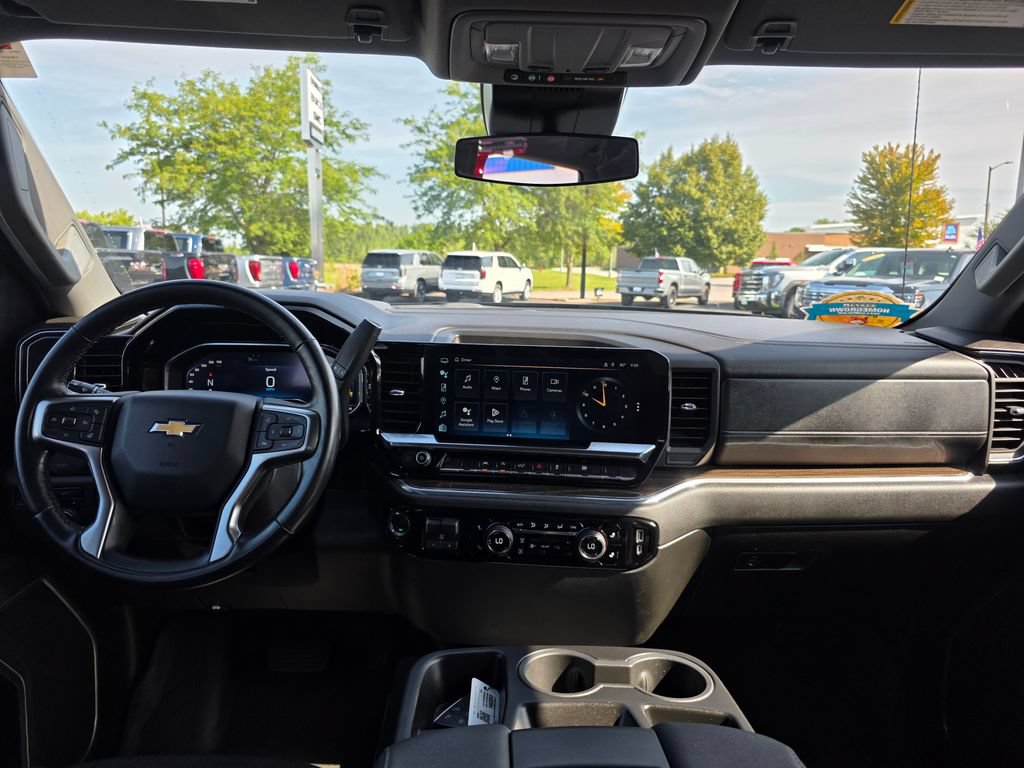 Certified 2024 Chevrolet Silverado 1500 LT AWD/4WD image 12
