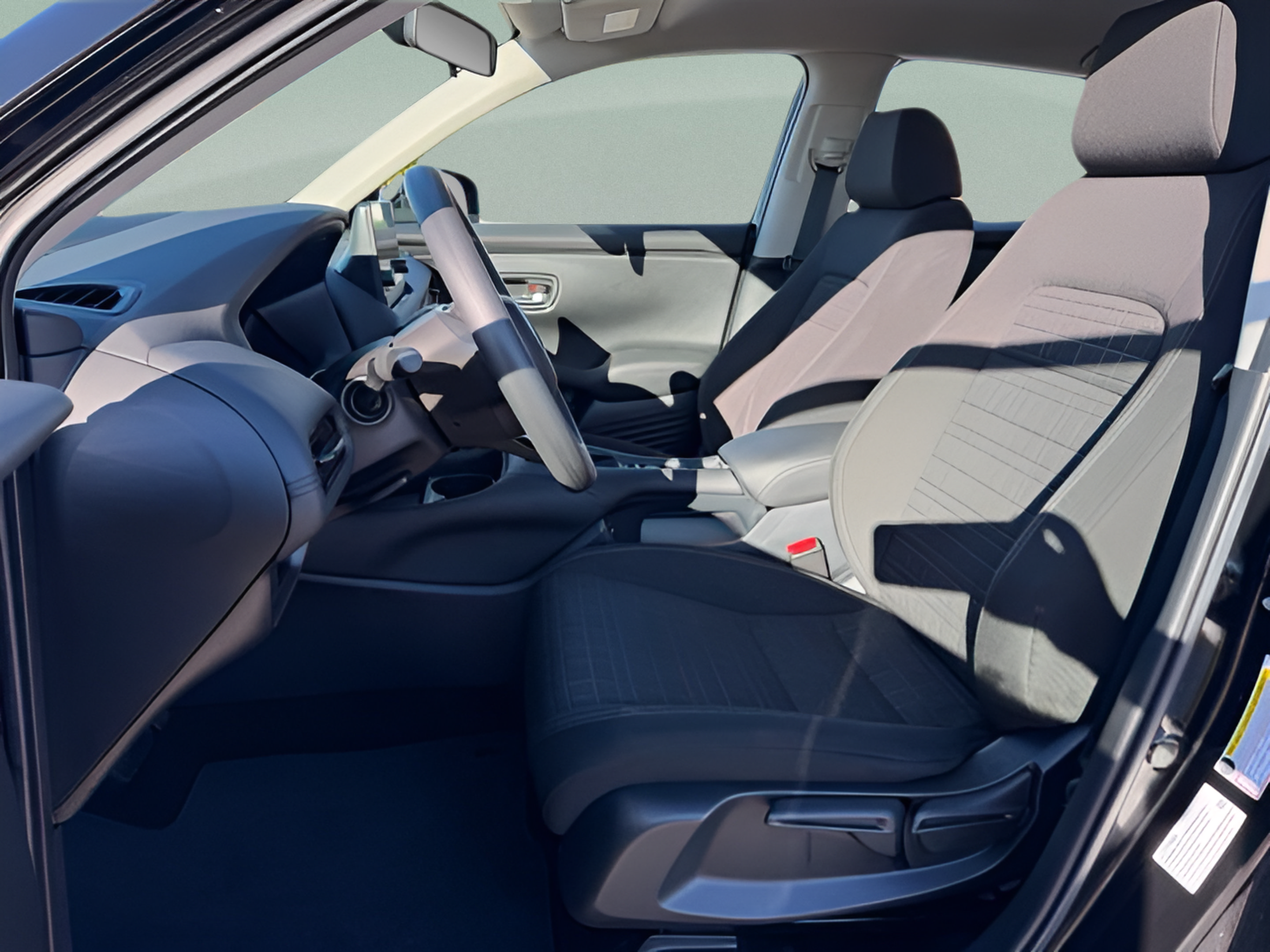 Certified 2025 Honda HR-V LX image 22