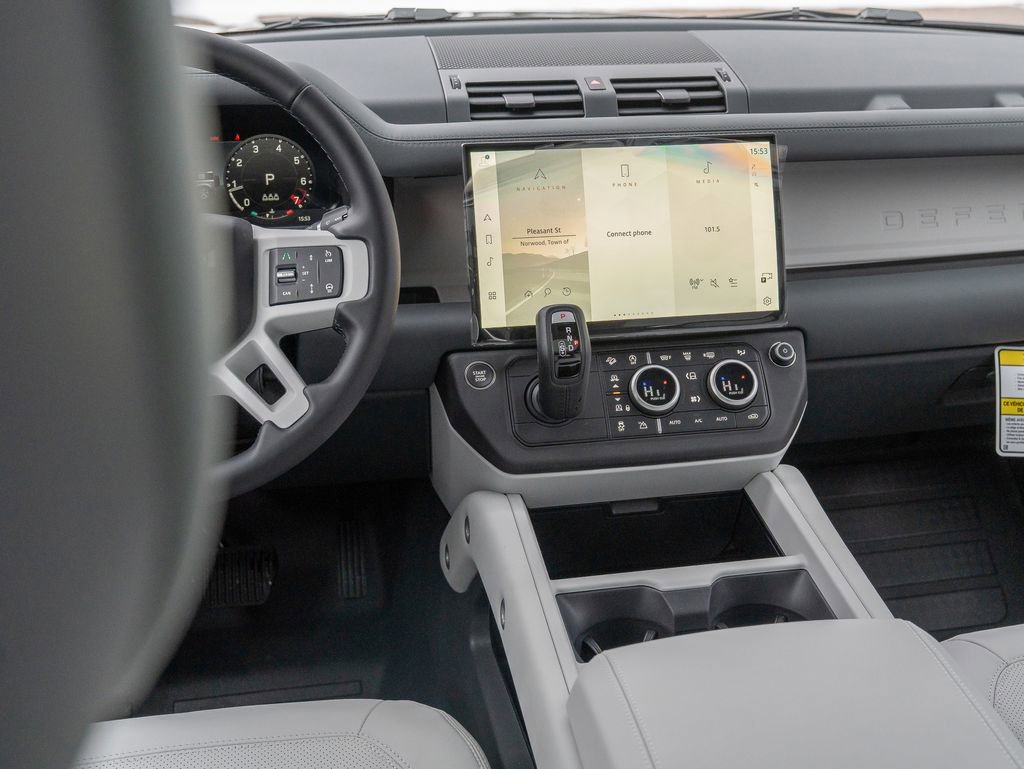 New 2026 Land Rover Defender 110 X-Dynamic SE image 20