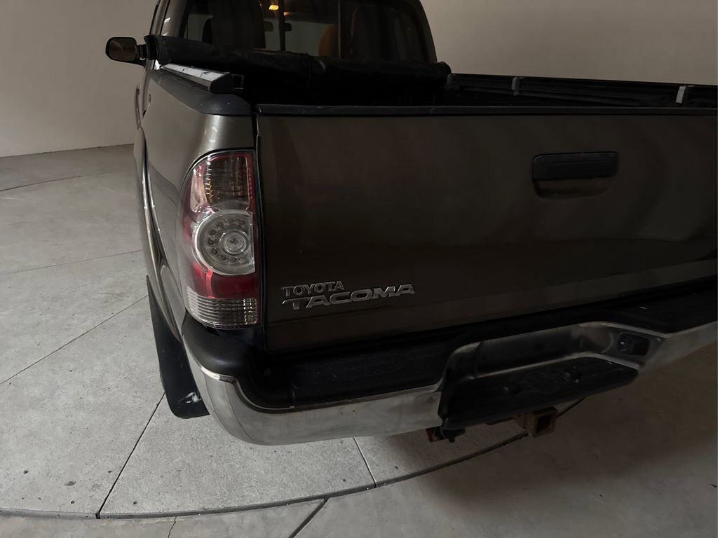Used 2013 Toyota Tacoma 4x4 Access Cab V6 w/ TRD Off-Road Pkg image 33