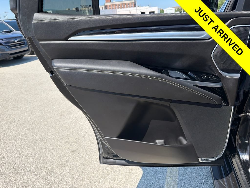 Used 2025 Cadillac Escalade Sport w/ LPO, ONYX Package AWD/4WD image 23