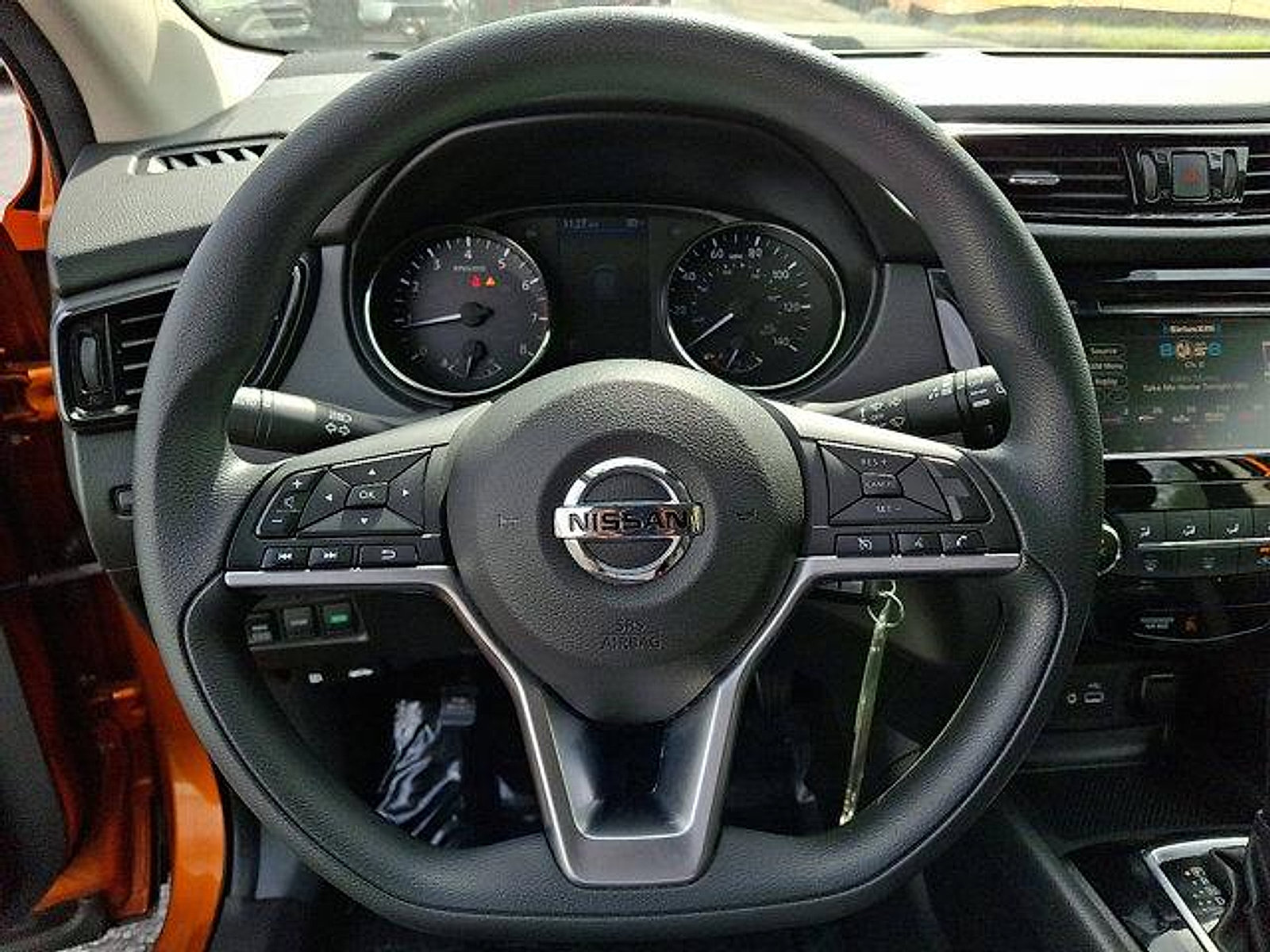 Used 2022 Nissan Rogue Sport S image 45