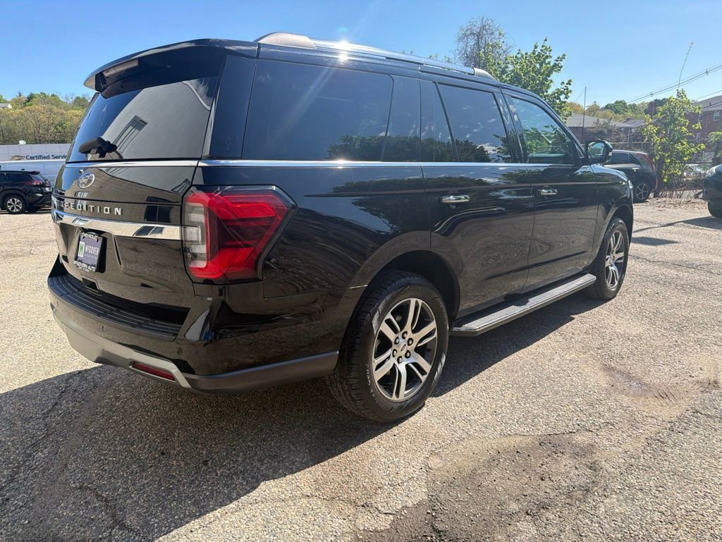 Used 2023 Ford Expedition Limited AWD/4WD image 7