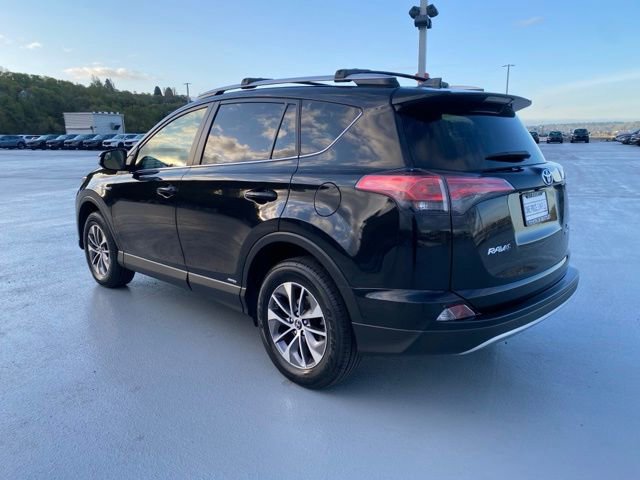 Certified 2017 Toyota RAV4 XLE w/ All Weather Liner Package image 8