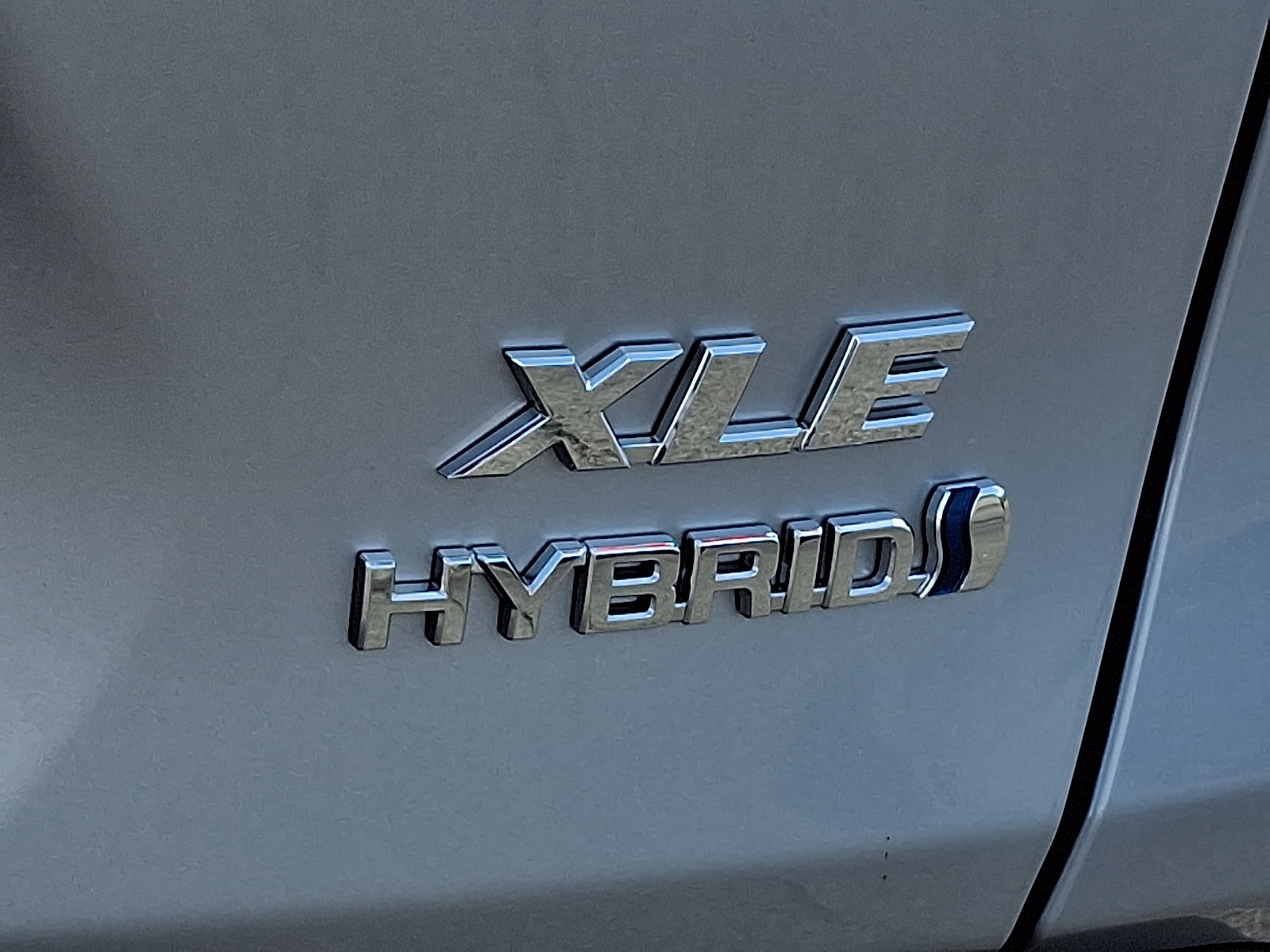 Certified 2024 Toyota RAV4 XLE AWD/4WD image 30