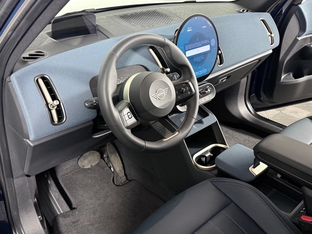 Certified 2025 MINI Cooper Countryman SE AWD/4WD image 12
