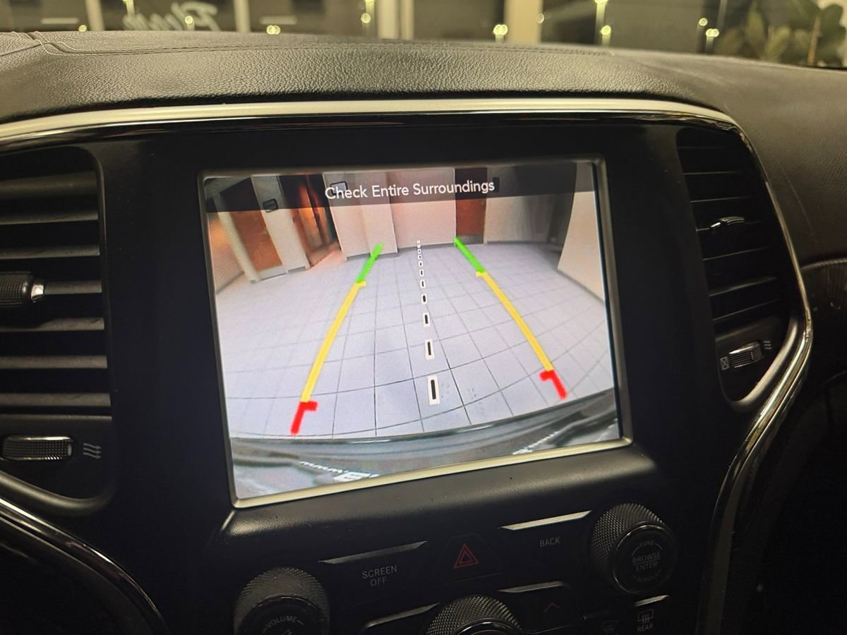 Used 2014 Jeep Grand Cherokee SRT AWD/4WD image 31