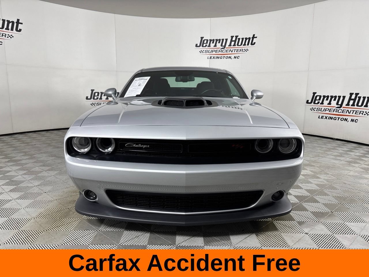 Used 2023 Dodge Challenger R/T Scat Pack w/ Shaker Package RWD image 3