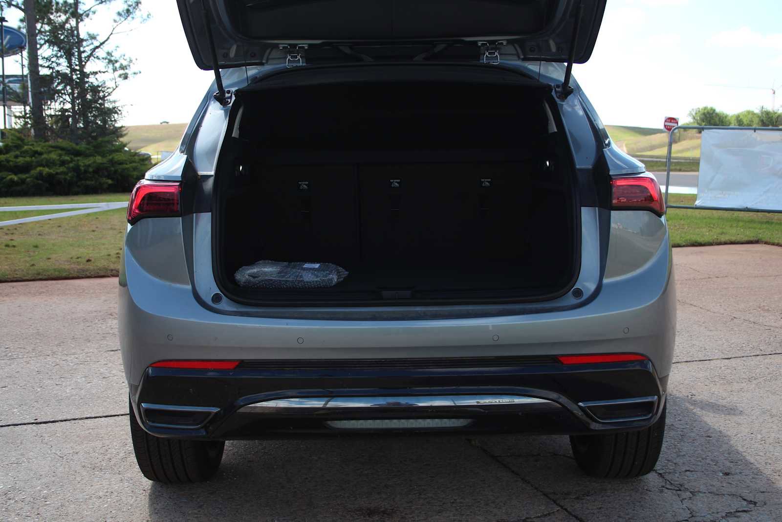 New 2026 Buick Envision Sport Touring AWD/4WD image 10