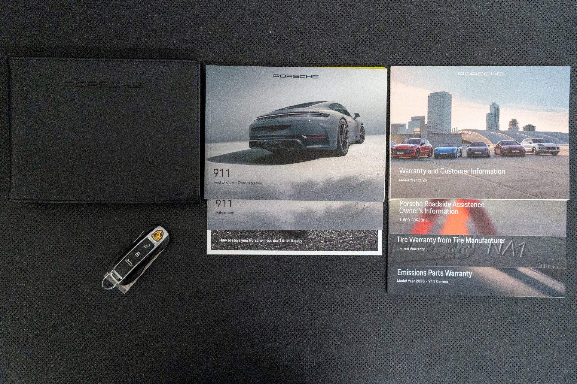 Used 2025 Porsche 911 Carrera image 21
