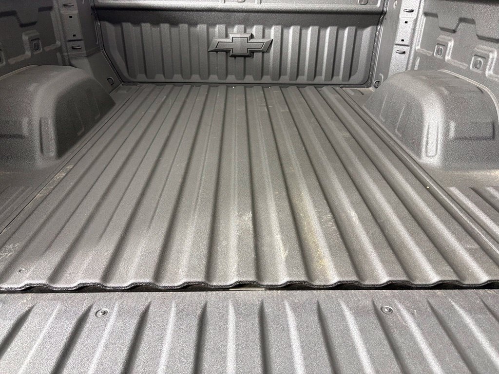 Used 2026 Chevrolet Silverado 1500 RST w/ RST Select Package RWD image 39