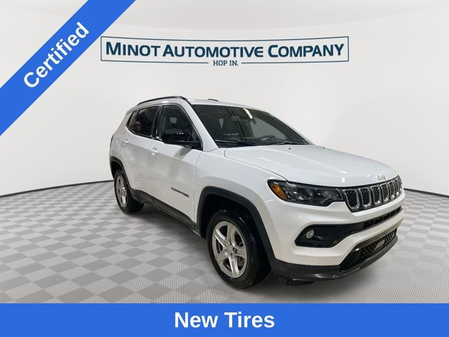 Used 2023 Jeep Compass Latitude image 2