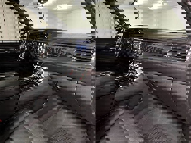 Certified 2021 GMC Yukon Denali w/ Denali Premium Package image 30