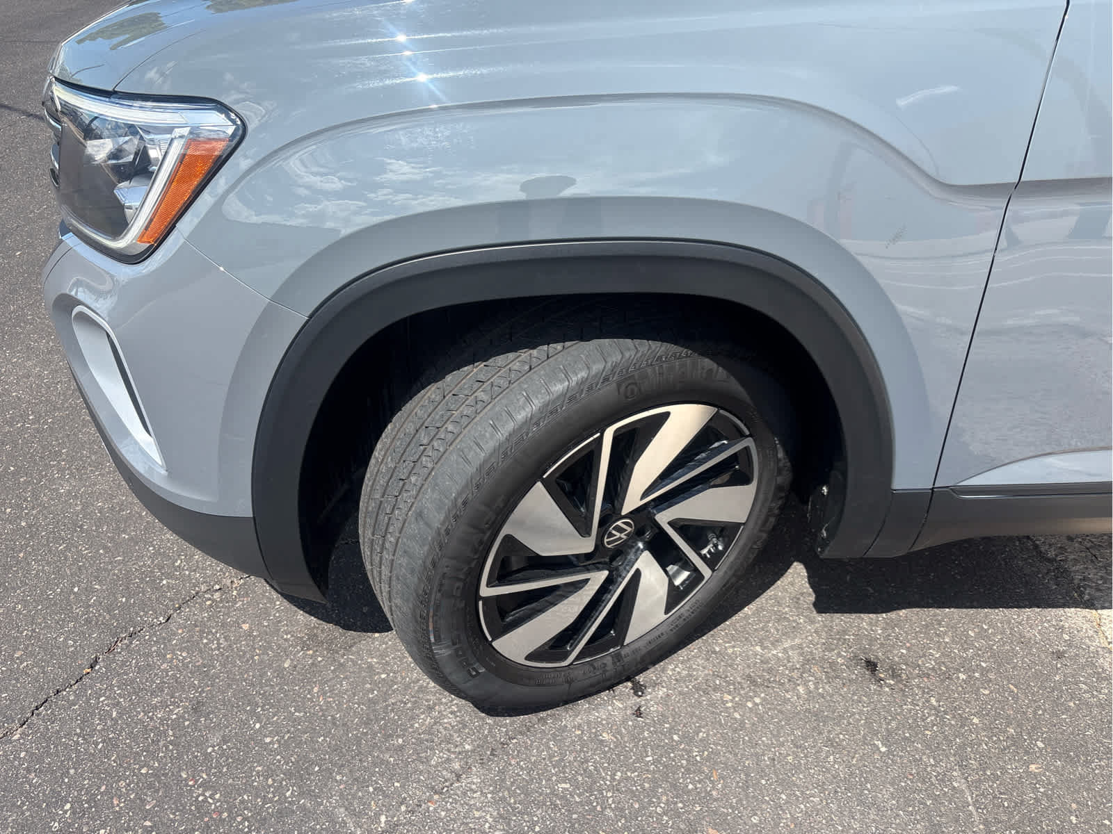 Used 2025 Volkswagen Atlas SE AWD/4WD image 33
