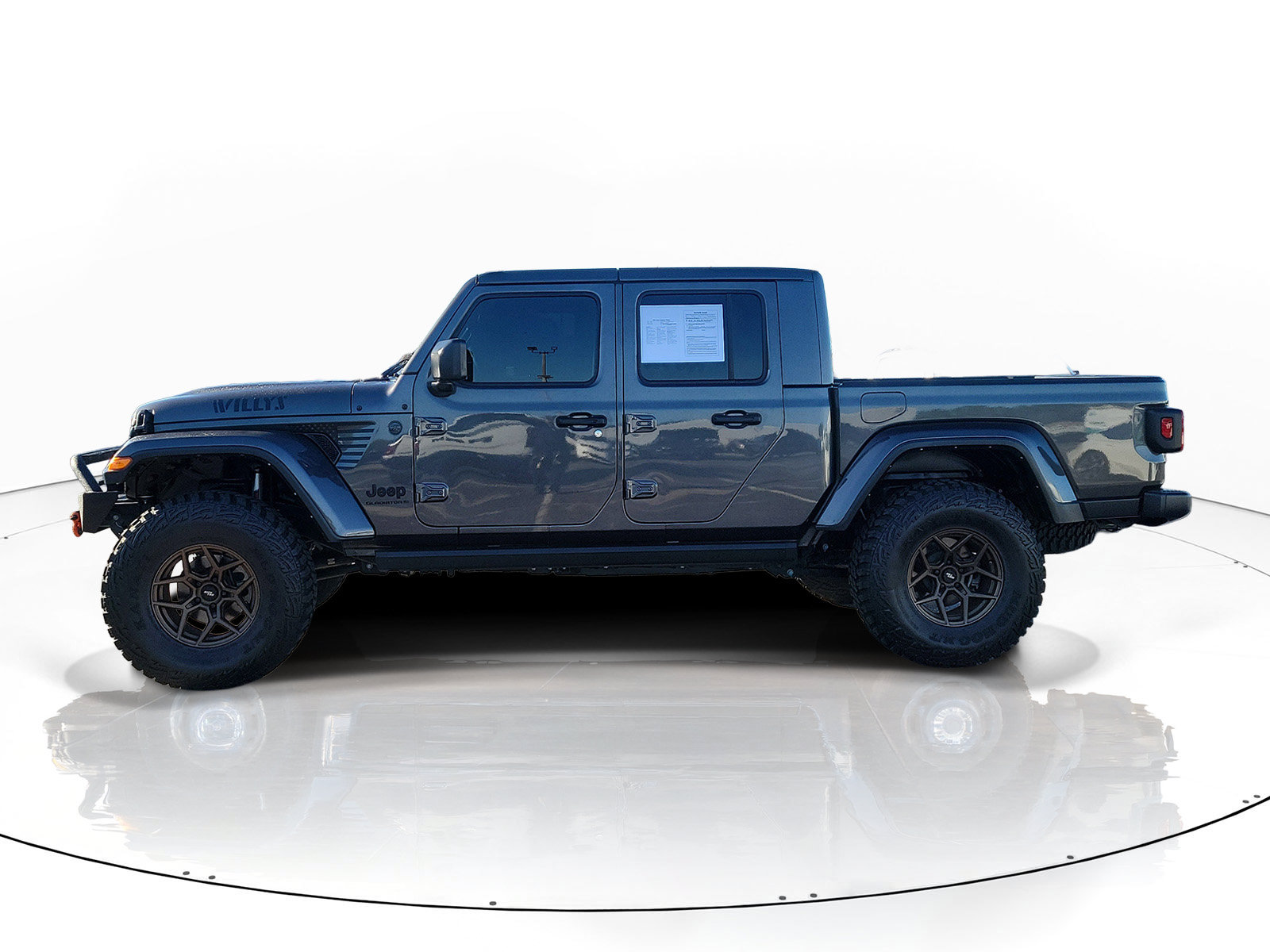 Used 2023 Jeep Gladiator Sport AWD/4WD image 4