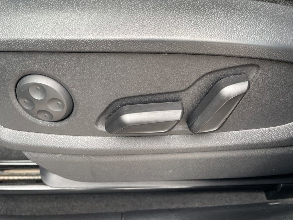 Used 2018 Audi Q5 2.0T Premium Plus image 18