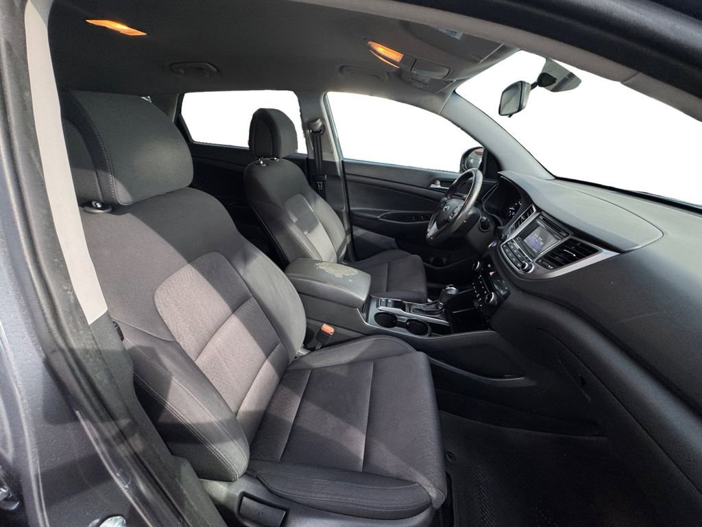 Used 2017 Hyundai Tucson Sport image 15