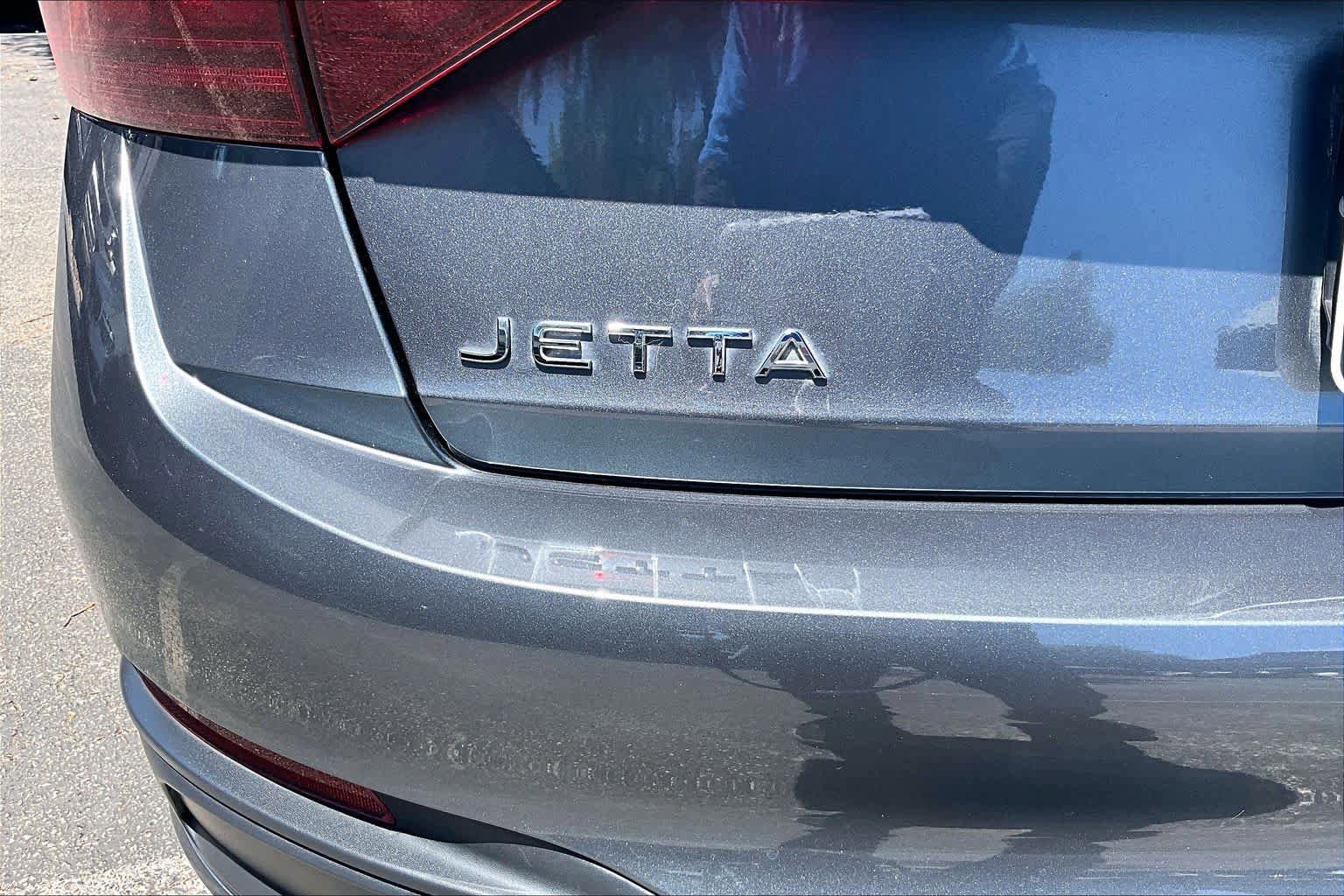 Used 2024 Volkswagen Jetta SE FWD image 10
