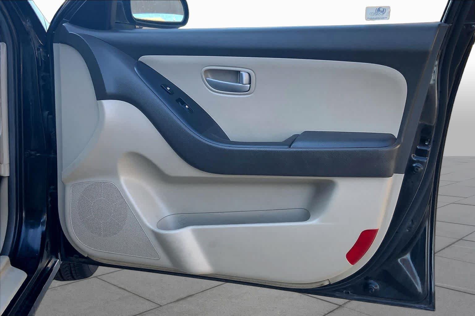 Used 2007 Hyundai Elantra GLS FWD image 22