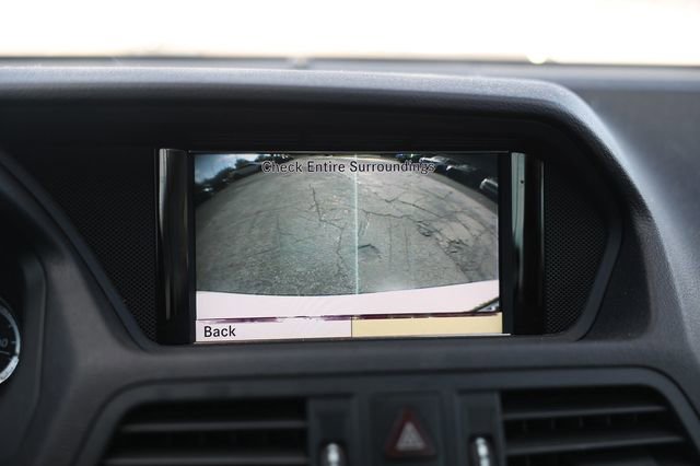 Used 2011 Mercedes-Benz E 550 Cabriolet w/ Premium 2 Pkg image 39