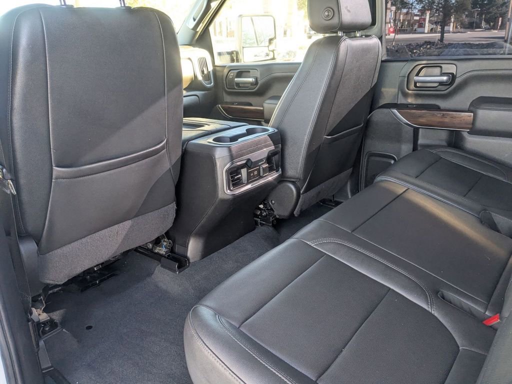 Used 2022 GMC Sierra 2500 SLT w/ SLT Convenience Package image 29