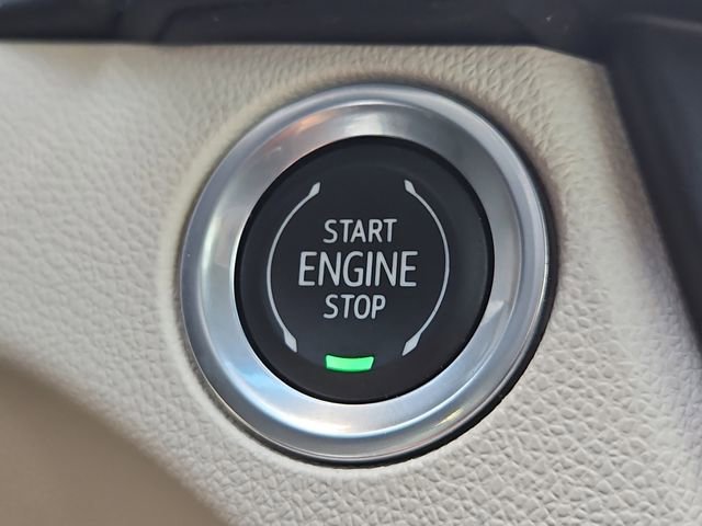 Used 2023 Cadillac CT4 Luxury w/ Sun And Sound Package image 26