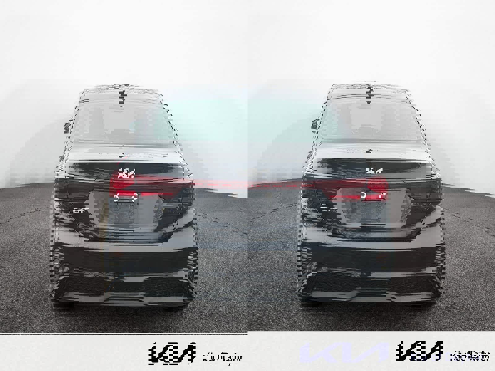 Used 2024 Kia Forte LXS w/ LXS Technology Package image 4