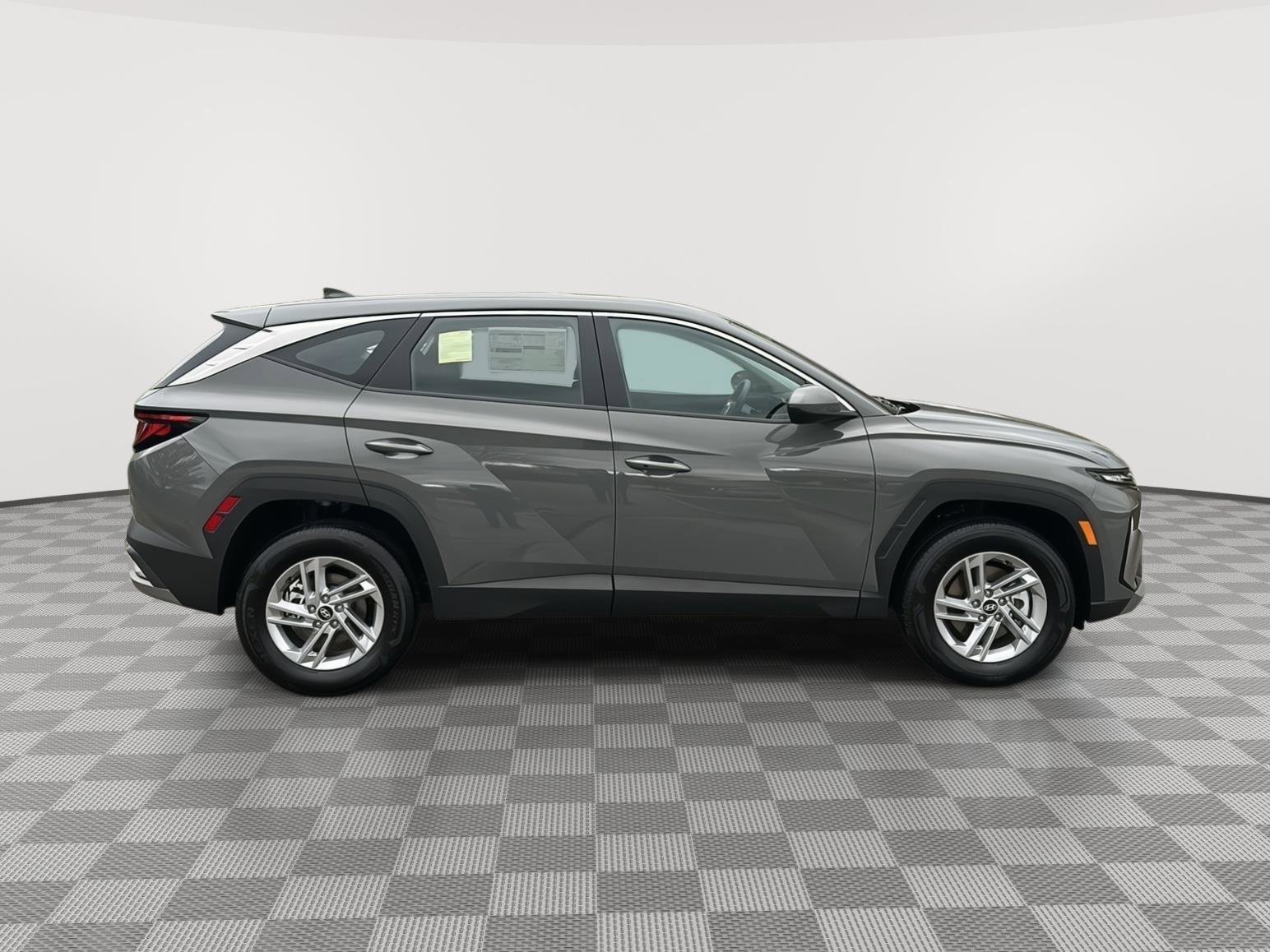 Used 2026 Hyundai Tucson SE AWD/4WD image 4