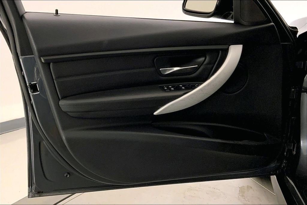 Used 2015 BMW 335i xDrive Sedan image 24