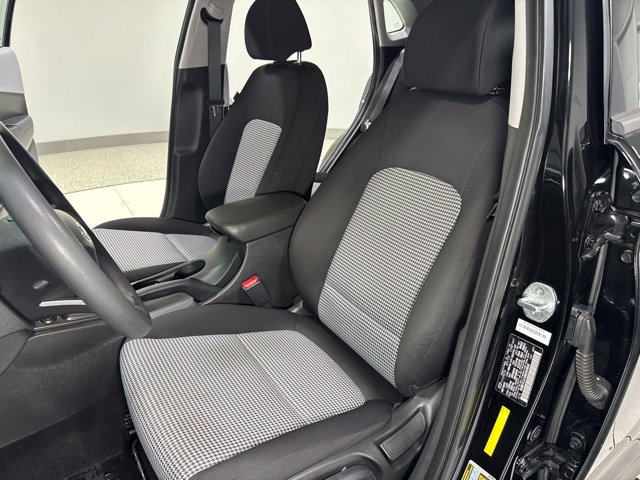 Used 2021 Hyundai Kona SE AWD/4WD image 12
