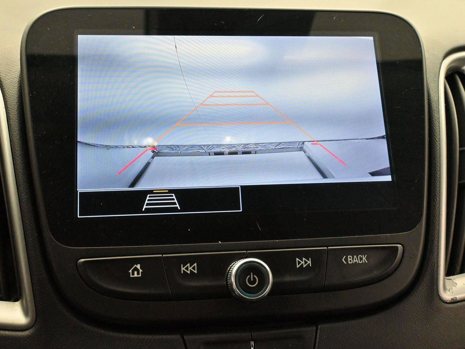 Used 2023 Chevrolet Malibu LS image 22