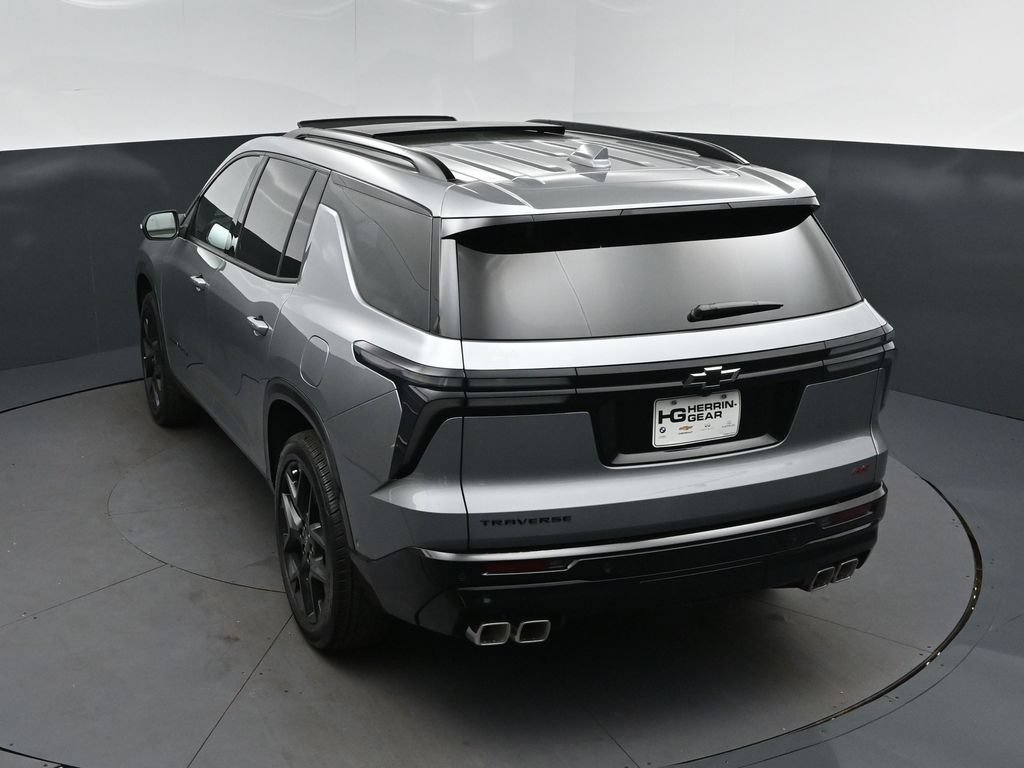 New 2026 Chevrolet Traverse RS w/ LPO, Floor Liner Package FWD image 33