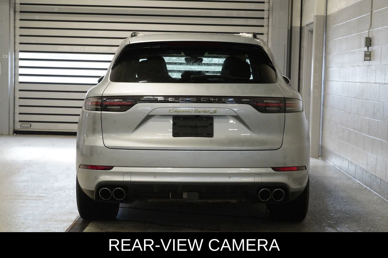 Used 2022 Porsche Cayenne Turbo S image 5