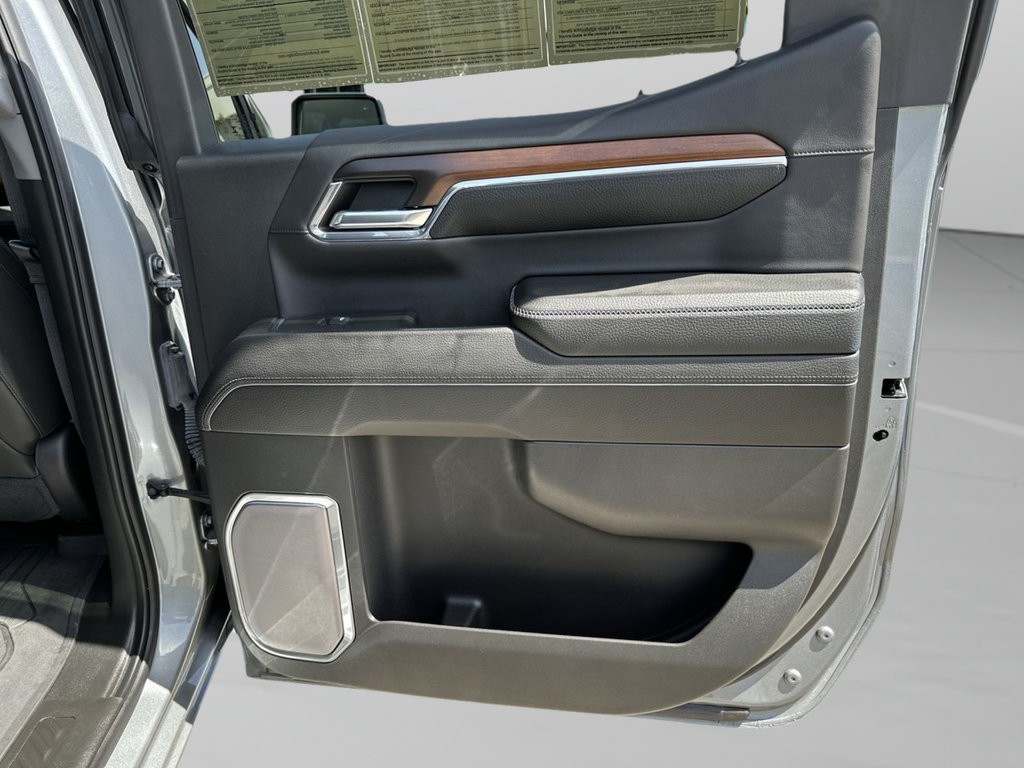 Used 2024 GMC Sierra 1500 Denali AWD/4WD image 35