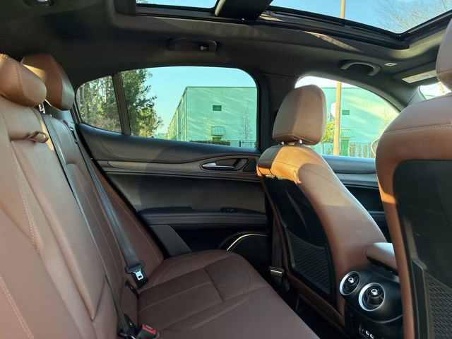 Used 2022 Alfa Romeo Stelvio Ti image 26