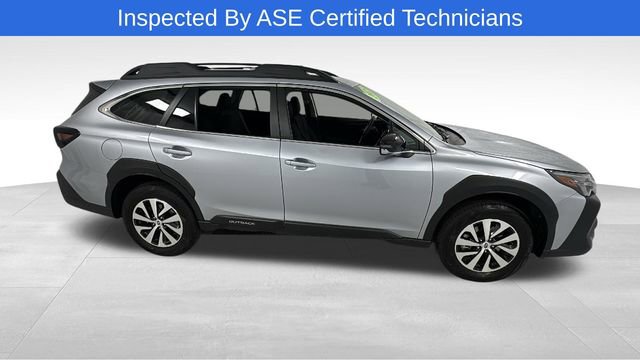Certified 2025 Subaru Outback Premium image 2
