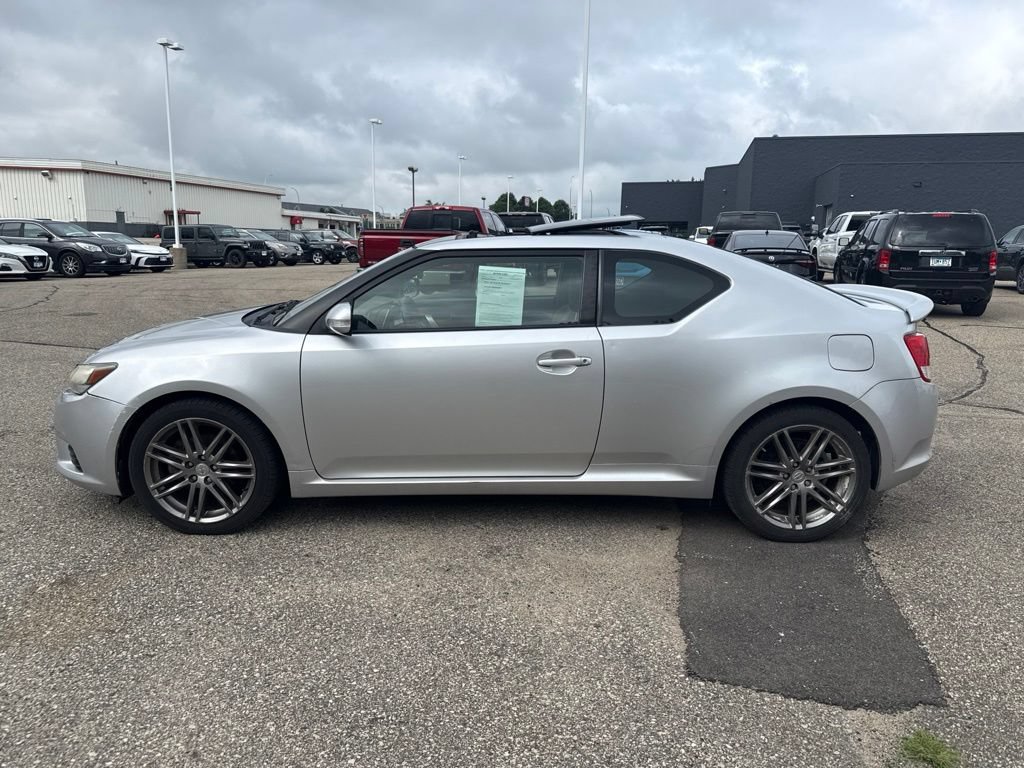 Used 2012 Scion tC FWD image 4