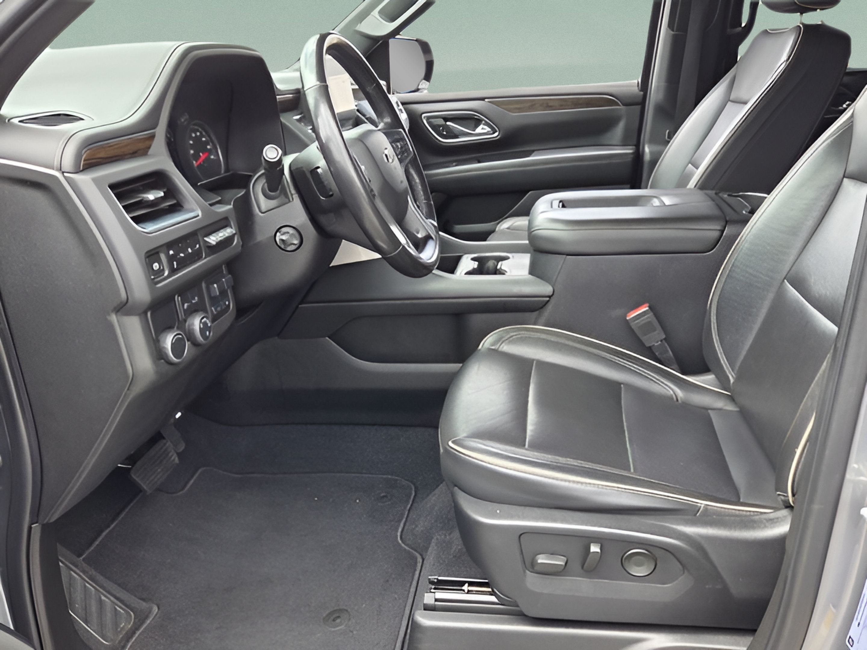 Certified 2021 Chevrolet Tahoe Premier w/ Premium Package RWD image 9