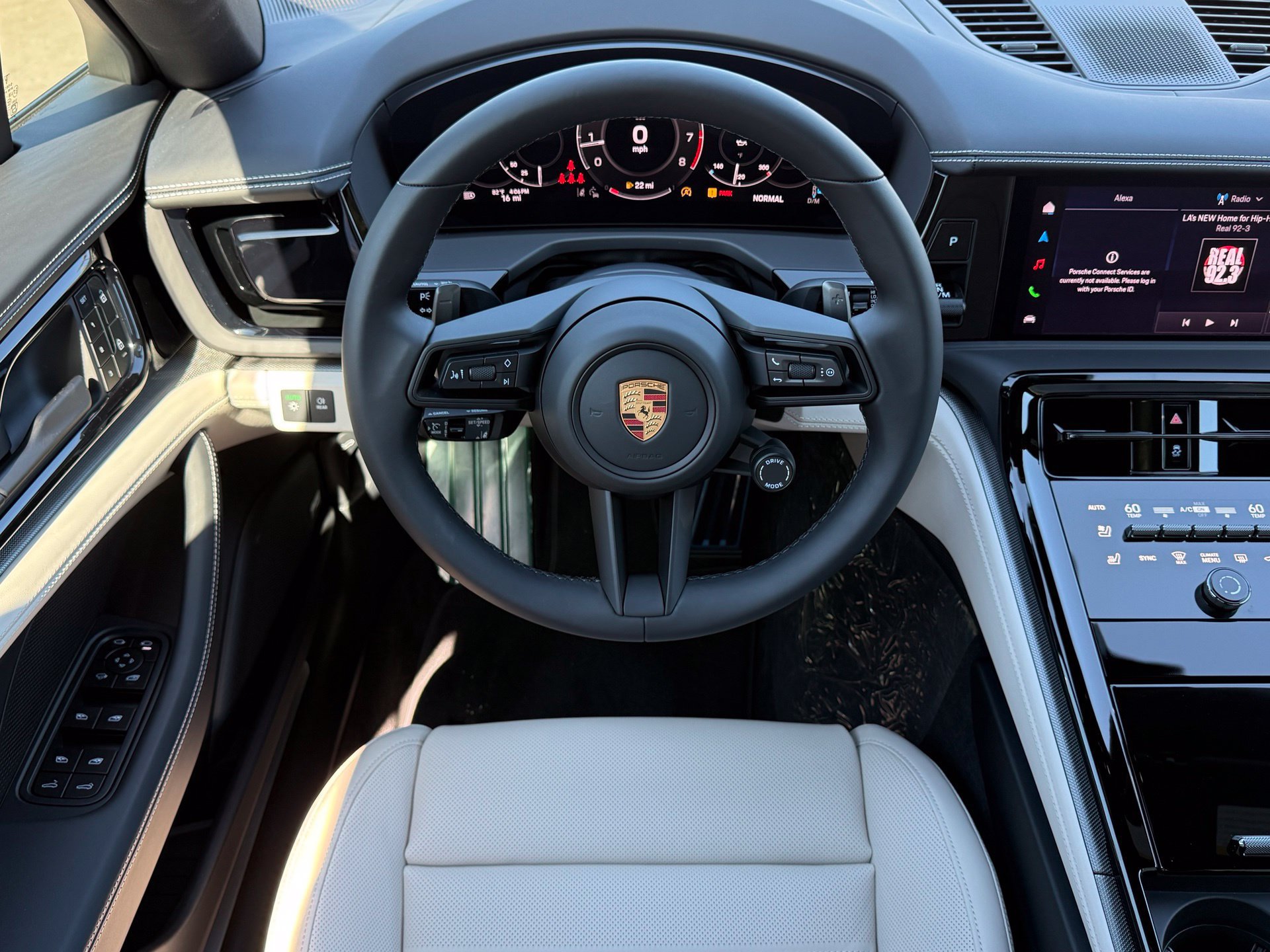 New 2026 Porsche Panamera 4 AWD/4WD image 15