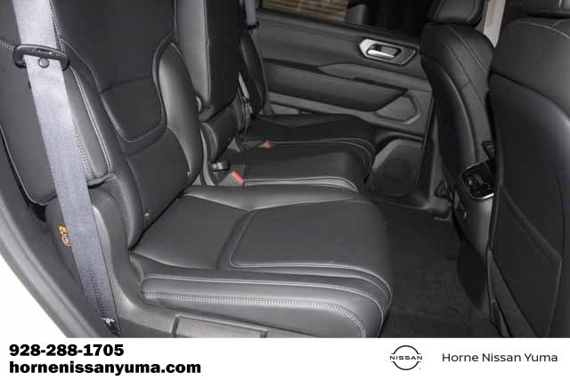 New 2026 Nissan Armada SV image 7