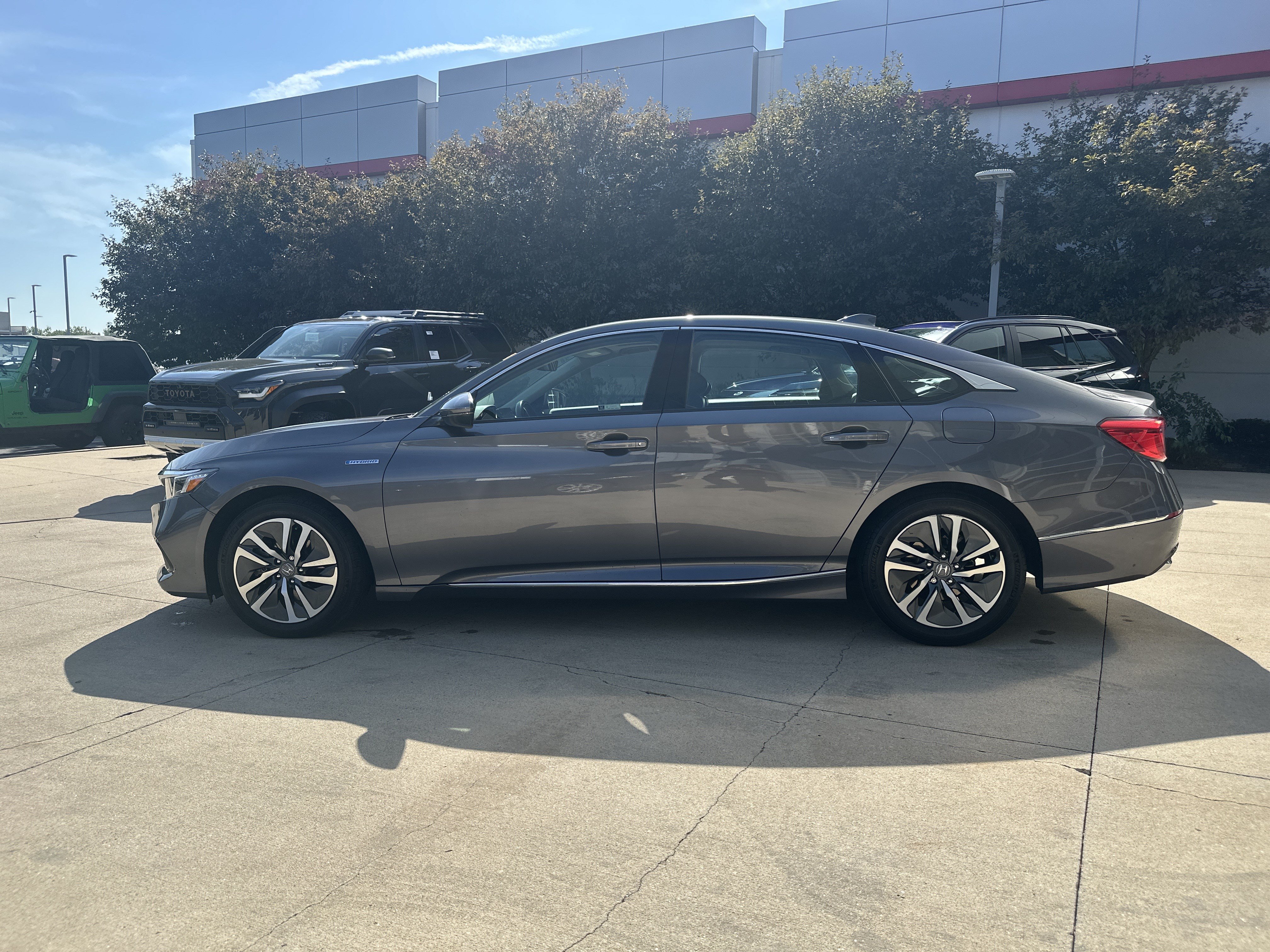 Used 2021 Honda Accord EX-L image 9