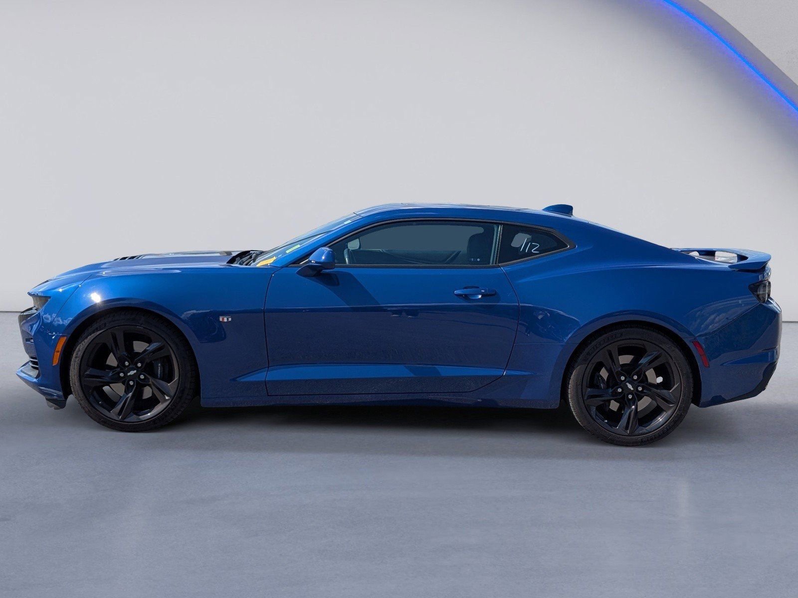 Used 2019 Chevrolet Camaro SS RWD image 5