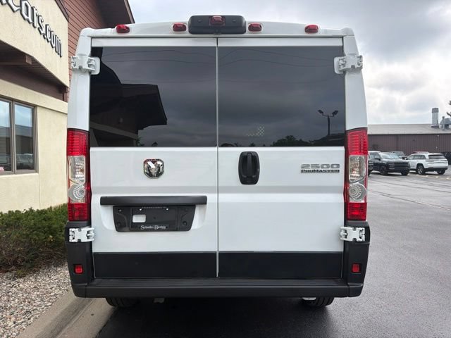 Used 2025 RAM ProMaster 2500 w/ U-Haul Equipment Group FWD image 27