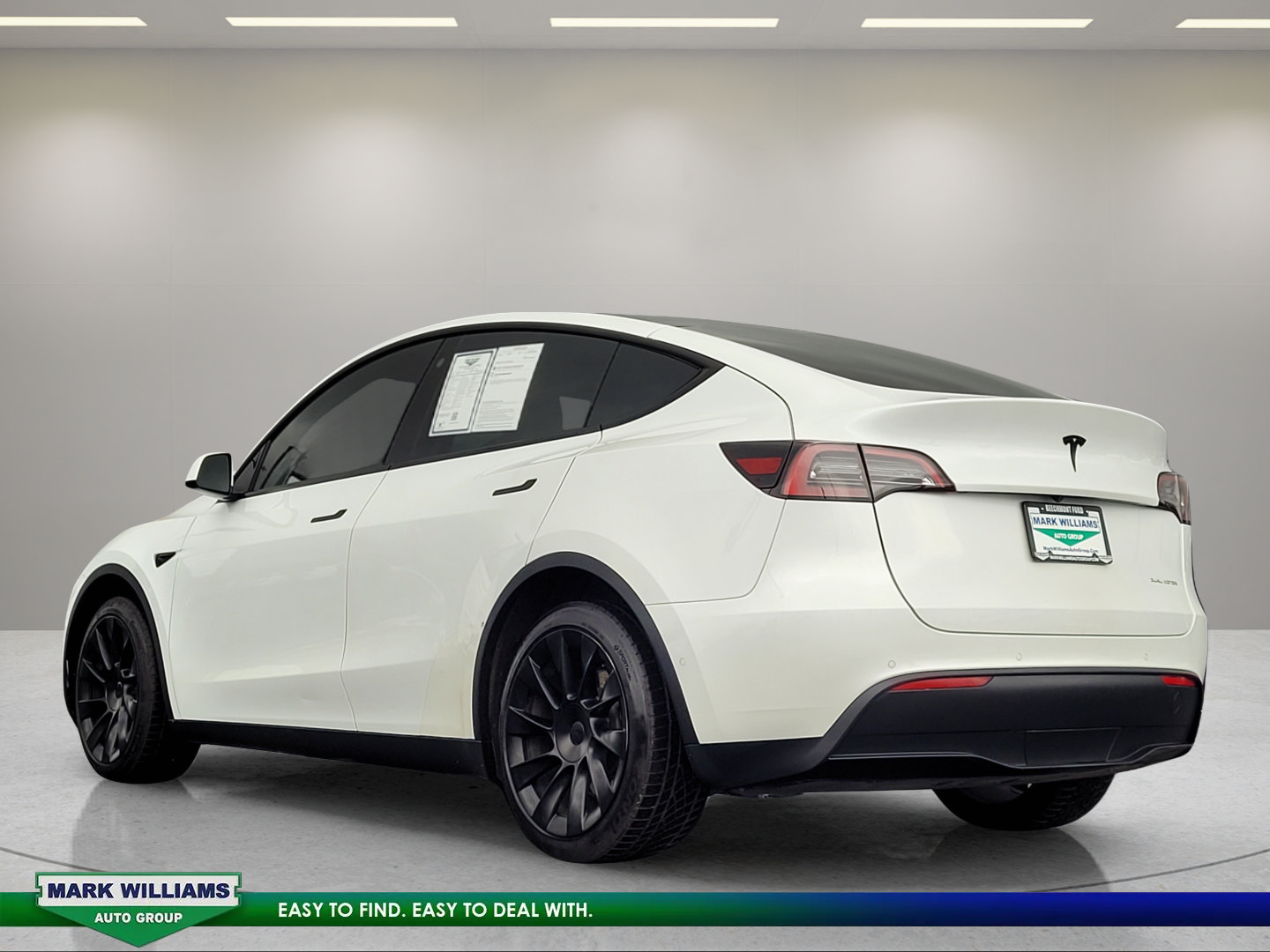 Used 2022 Tesla Model Y Long Range AWD/4WD image 6