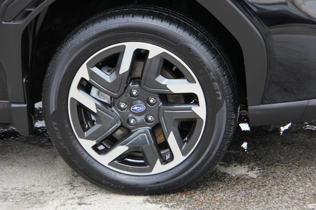 Used 2025 Subaru Forester Limited AWD/4WD image 14