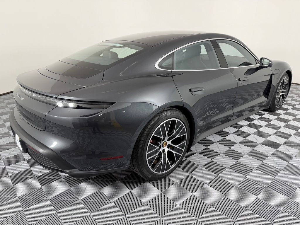 Used 2021 Porsche Taycan 4S AWD/4WD image 10