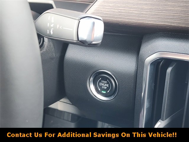 New 2026 GMC Acadia Denali w/ Super Cruise Package image 16