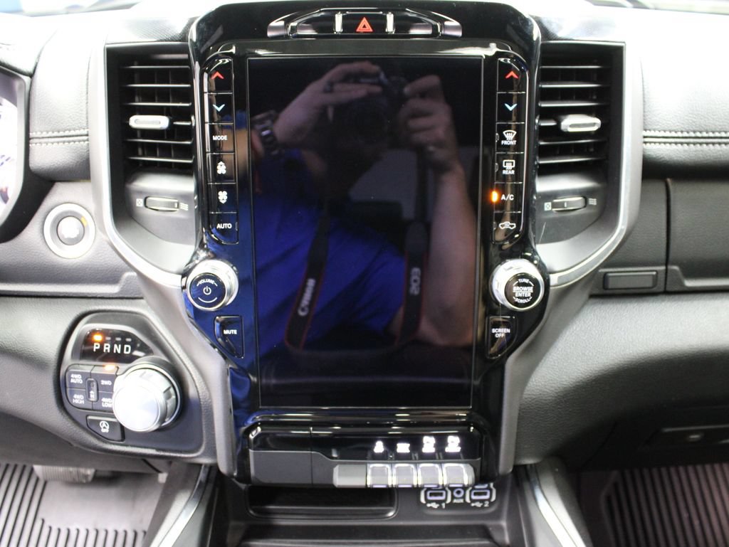 Used 2020 RAM 1500 Laramie AWD/4WD image 20